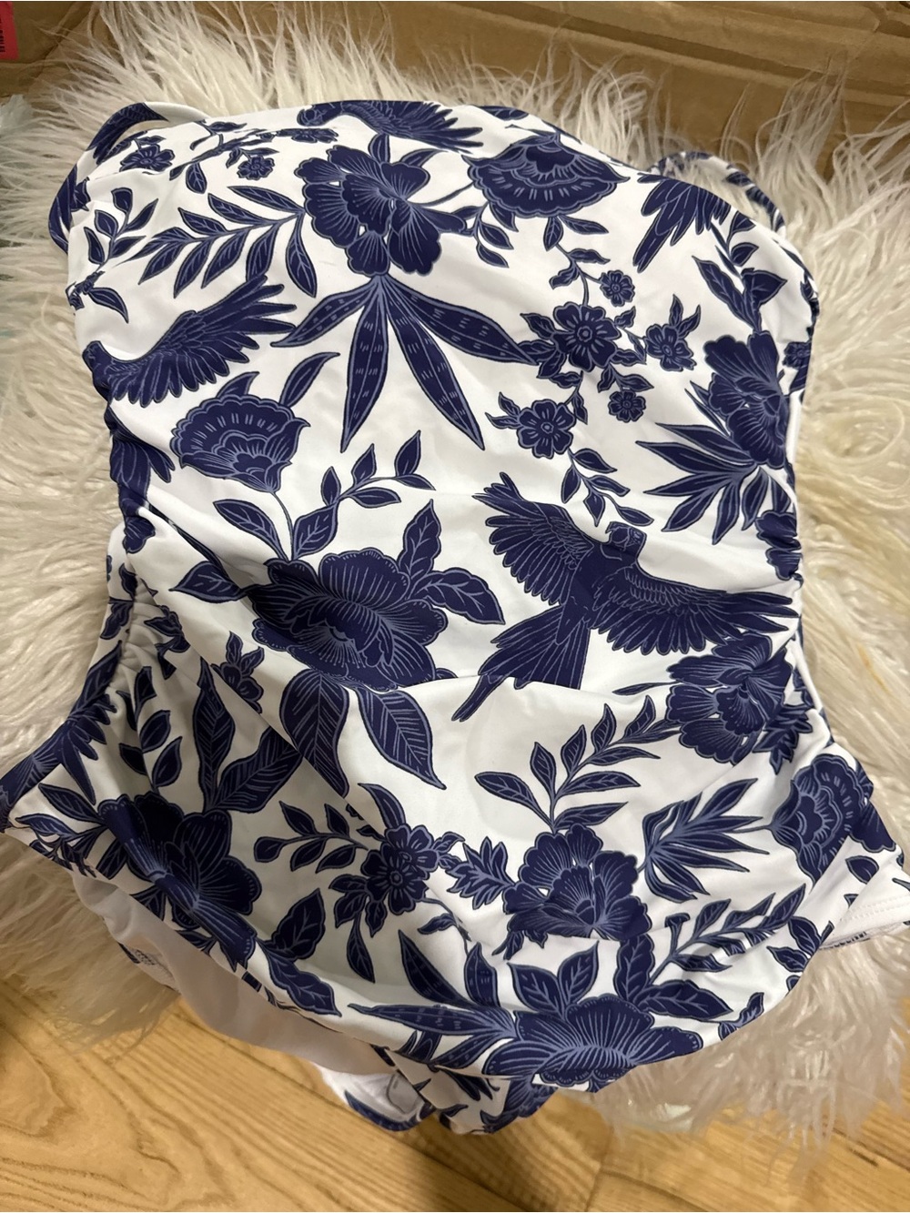 Cupshe White and Navy Blue Floral One-Piece Swimsuit